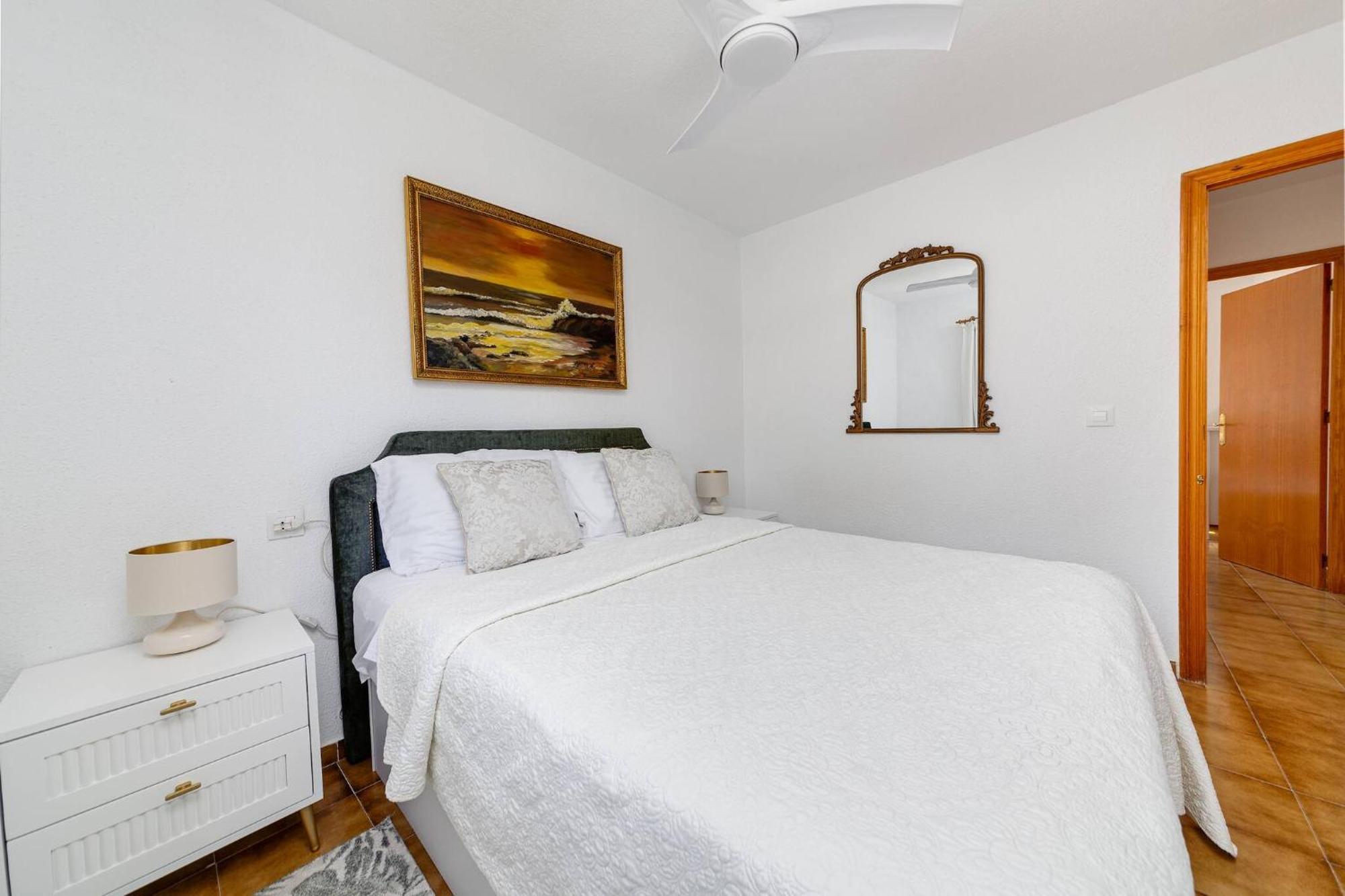 Cb Living - 2 Bedroom Beach Condo, Playa Flamenca Орихуела Екстериор снимка