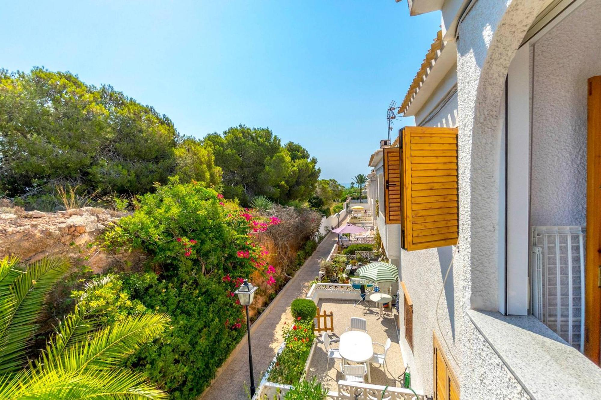 Cb Living - 2 Bedroom Beach Condo, Playa Flamenca Орихуела Екстериор снимка